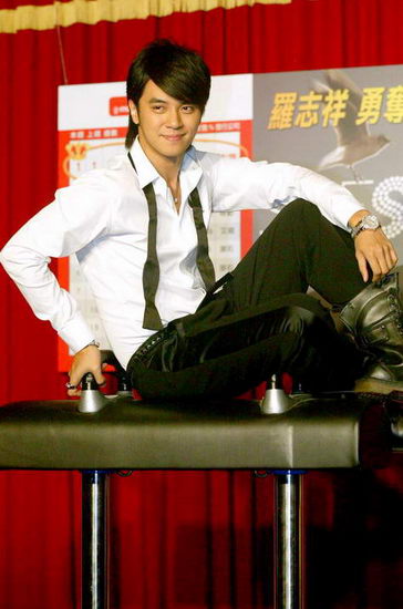 Show / Alan Luo / ç¾…å¿—ç¥¥ / Luo Zhi Xiang Taiwanese singer